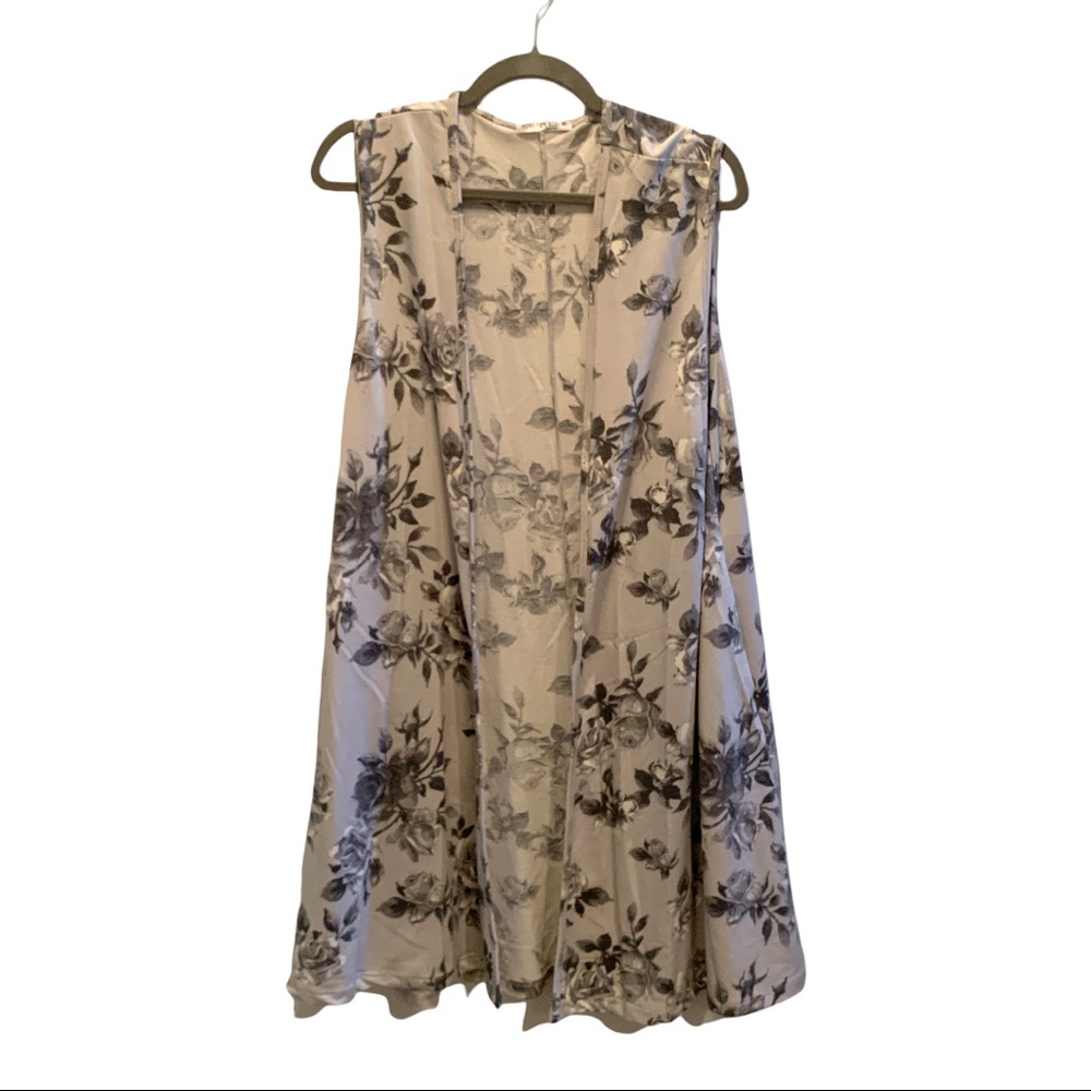 Honey & Lace Tahoe Vest Pockets! XL